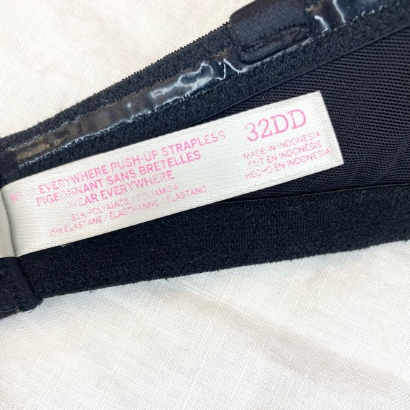 Pink by Victoria’s Secret Strapless Bra - Picture 5 of 5